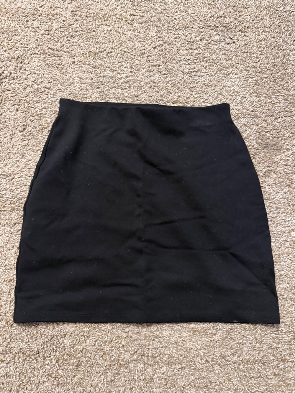 aritizia Black Women’s Mini Skirt - Classic Casual size xs